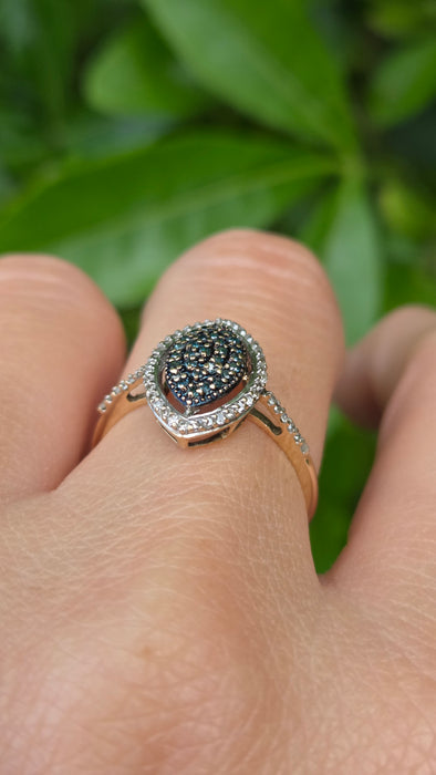 Vintage: 9ct Gold Blue & White Diamond Marquise Cluster Ring