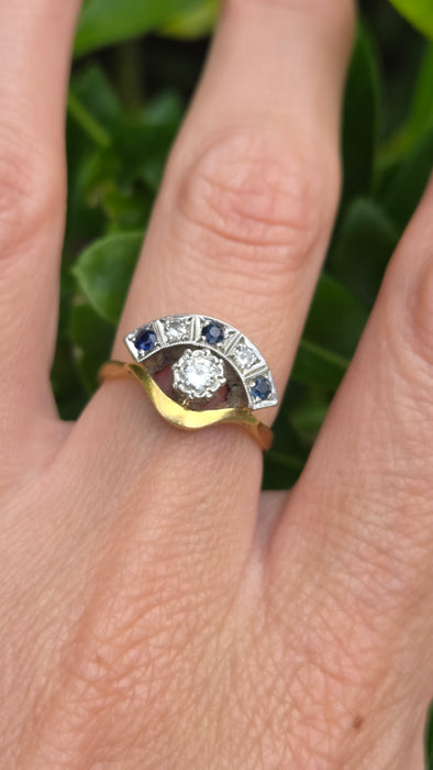 Vintage: 18ct Yellow Gold & Platinum Diamond Solitaire & Sapphire Crescent Dress Ring — 0.25ct