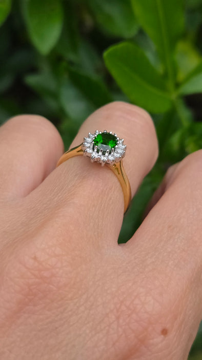 Vintage: 18ct Yellow Gold Green Tourmaline & Diamond 0.28ct Oval Cluster Ring — From 1994