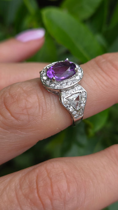 Vintage: 18ct White Gold Oval Amethyst 1.53ct & Diamond 1.30ct Cluster Dress Ring