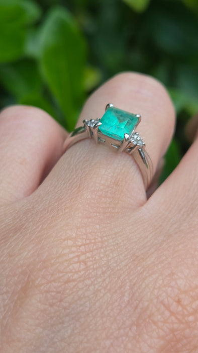 Vintage: Platinum Emerald 1.51ct & Diamond Dress Ring