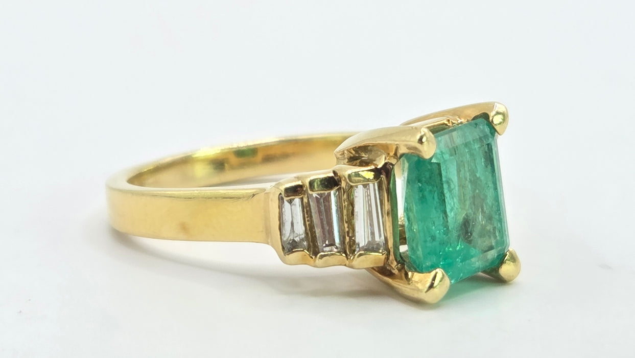 Vintage: 18ct Yellow Gold Emerald Cut Emerald & Diamond Dress Ring — 0.56ct