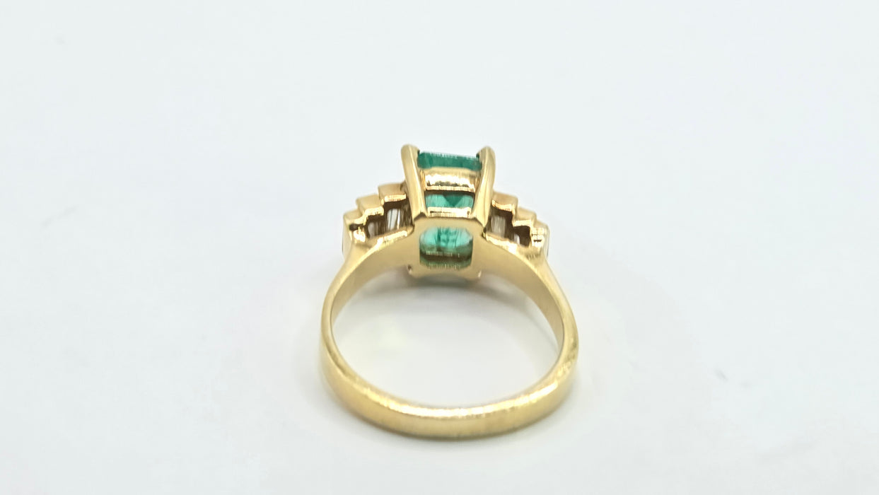 Vintage: 18ct Yellow Gold Emerald Cut Emerald & Diamond Dress Ring — 0.56ct