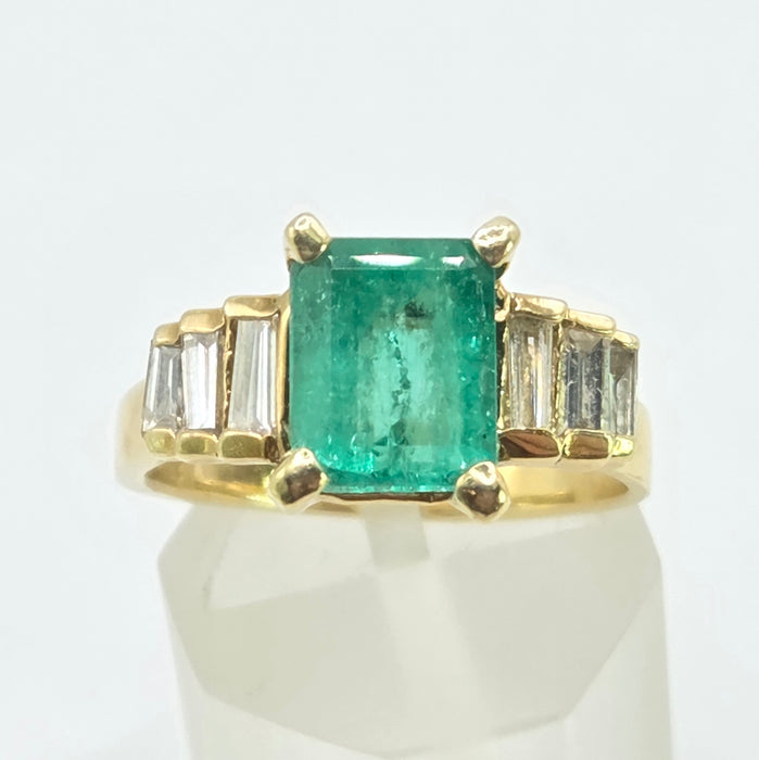 Vintage: 18ct Yellow Gold Emerald Cut Emerald & Diamond Dress Ring — 0.56ct