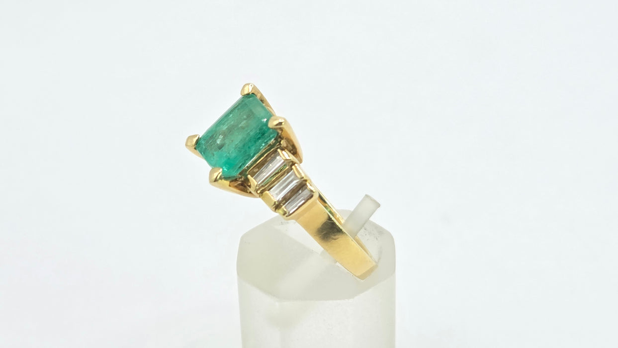 Vintage: 18ct Yellow Gold Emerald Cut Emerald & Diamond Dress Ring — 0.56ct