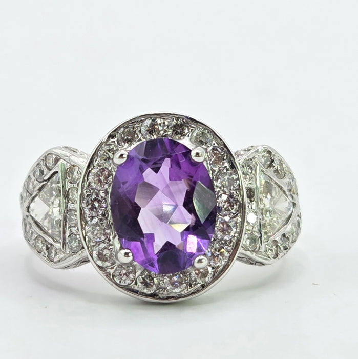 Vintage: 18ct White Gold Oval Amethyst 1.53ct & Diamond 1.30ct Cluster Dress Ring