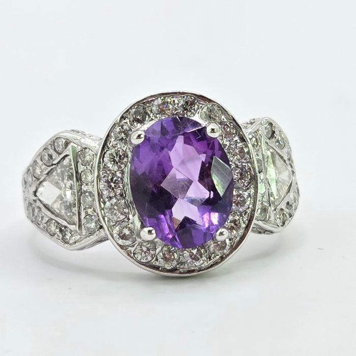 Vintage: 18ct White Gold Oval Amethyst 1.53ct & Diamond 1.30ct Cluster Dress Ring