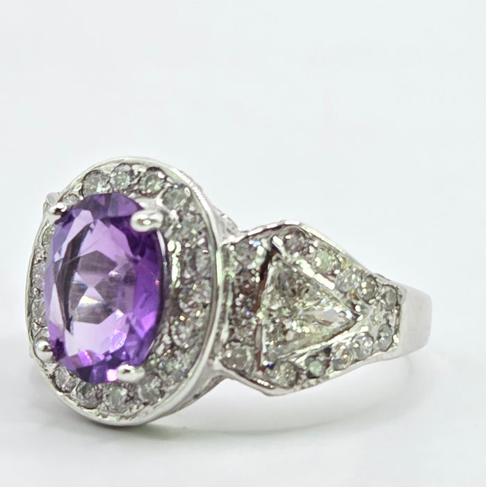 Vintage: 18ct White Gold Oval Amethyst 1.53ct & Diamond 1.30ct Cluster Dress Ring