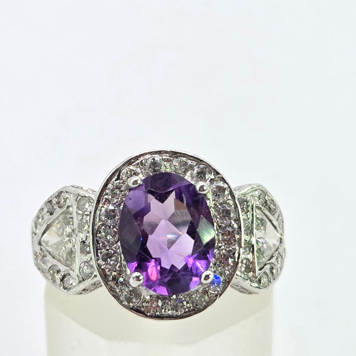 Vintage: 18ct White Gold Oval Amethyst 1.53ct & Diamond 1.30ct Cluster Dress Ring