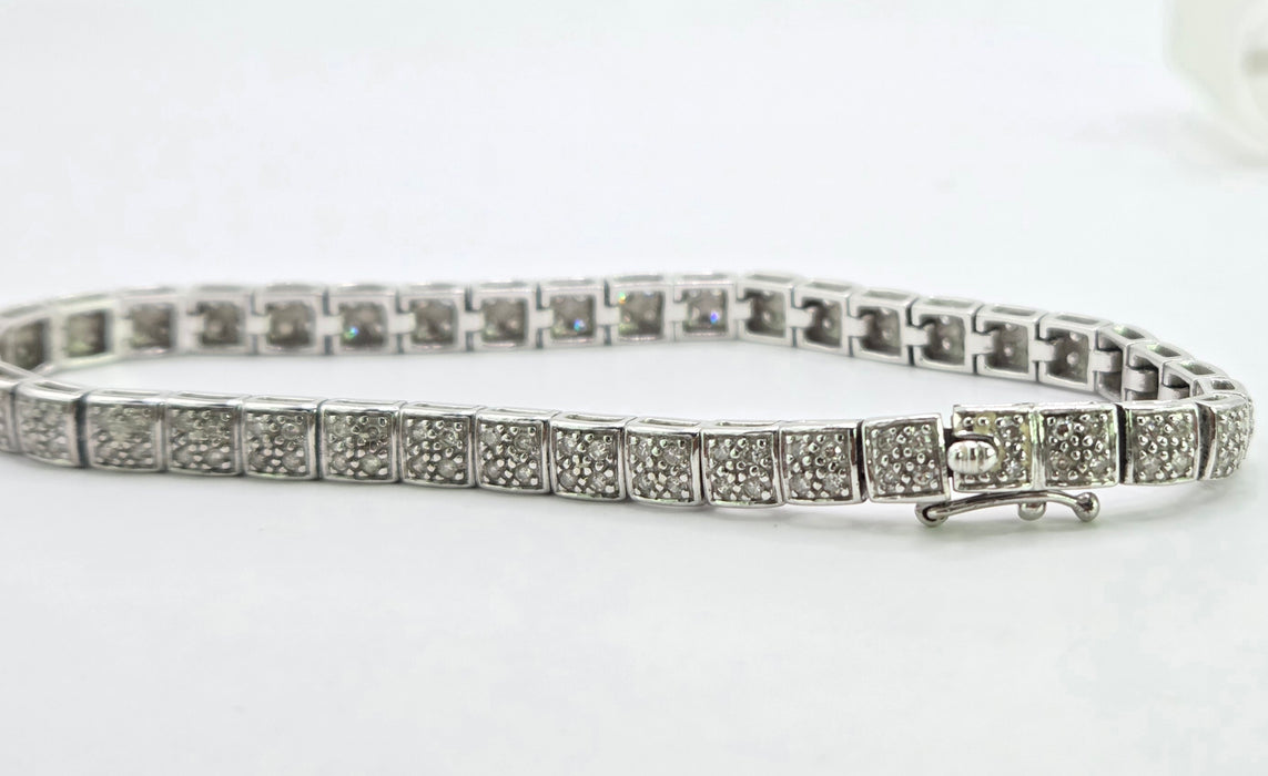 Vintage: 9ct White Gold Diamond 1.20ct 158-Stone Square Link Line Bracelet