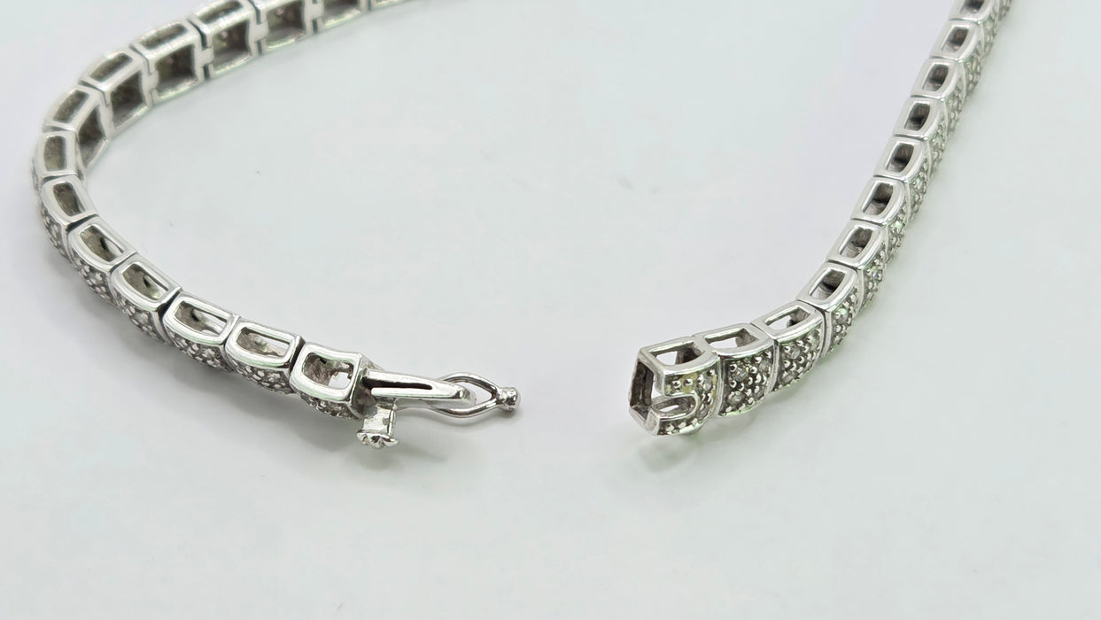 Vintage: 9ct White Gold Diamond 1.20ct 158-Stone Square Link Line Bracelet