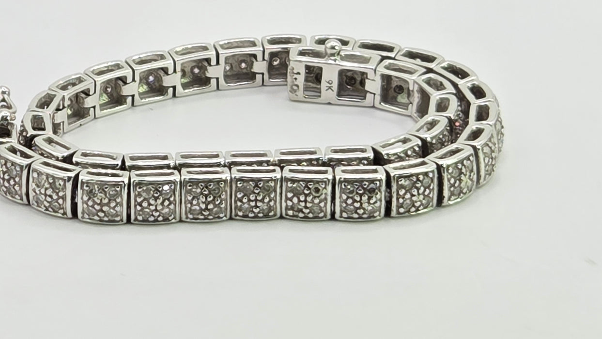 Vintage: 9ct White Gold Diamond 1.20ct 158-Stone Square Link Line Bracelet