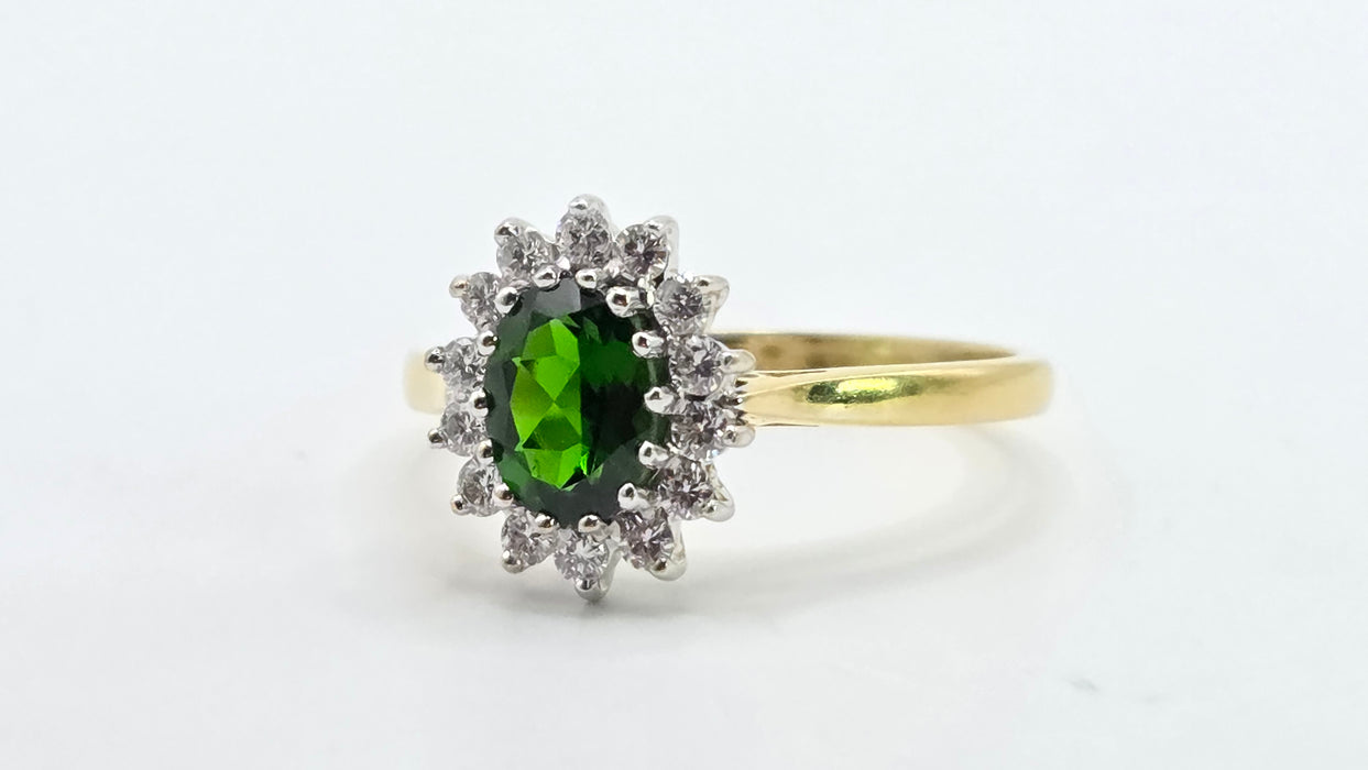 Vintage: 18ct Yellow Gold Green Tourmaline & Diamond 0.28ct Oval Cluster Ring — From 1994