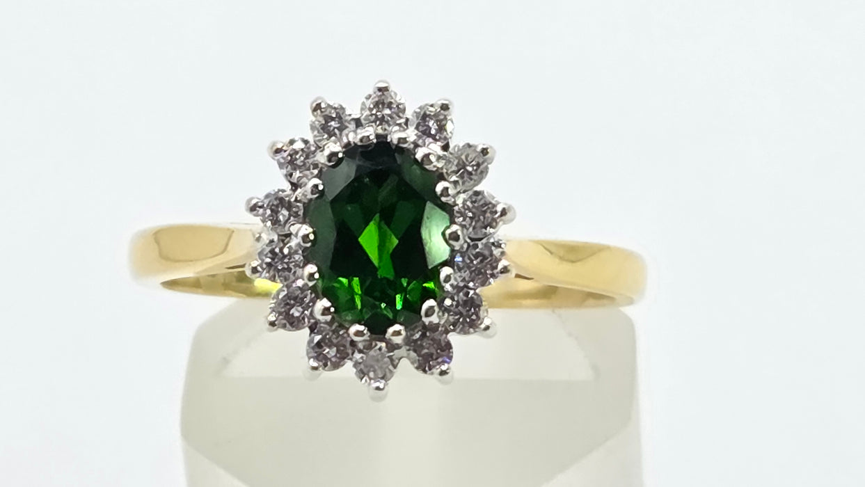 Vintage: 18ct Yellow Gold Green Tourmaline & Diamond 0.28ct Oval Cluster Ring — From 1994