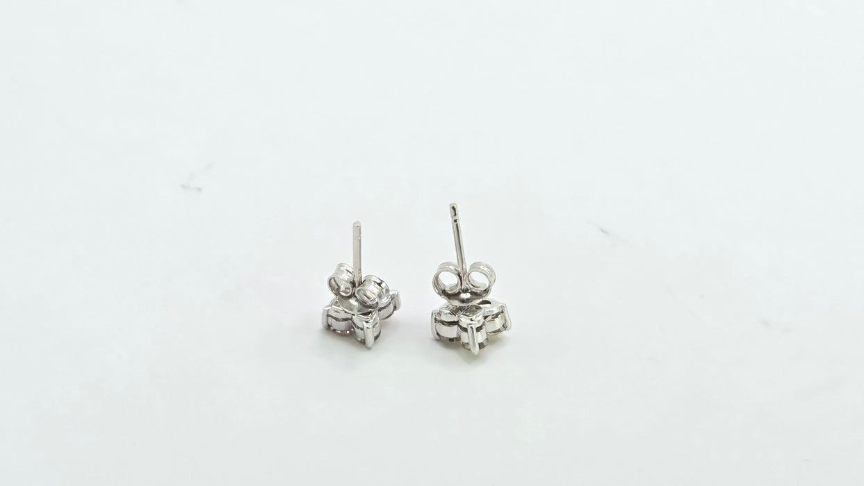 Vintage: 18ct White Gold Champagne Diamond 0.50ct Square Cluster Stud Earrings