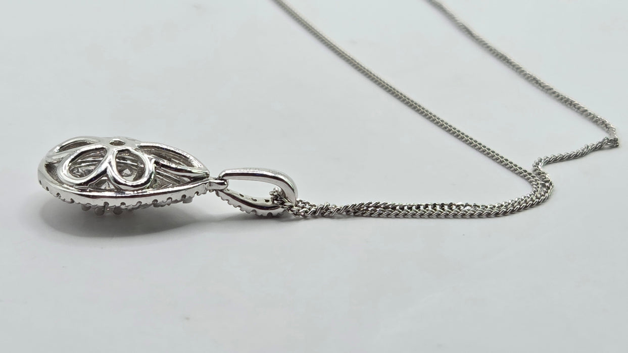 Vintage: Platinum Diamond 0.75ct Pear Shaped Cluster Drop Pendant & Chain
