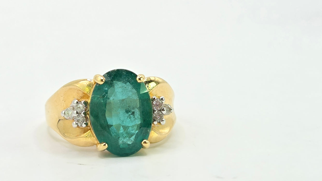 Vintage: 18ct Yellow Gold Emerald 3.03ct & Diamond Dress Ring