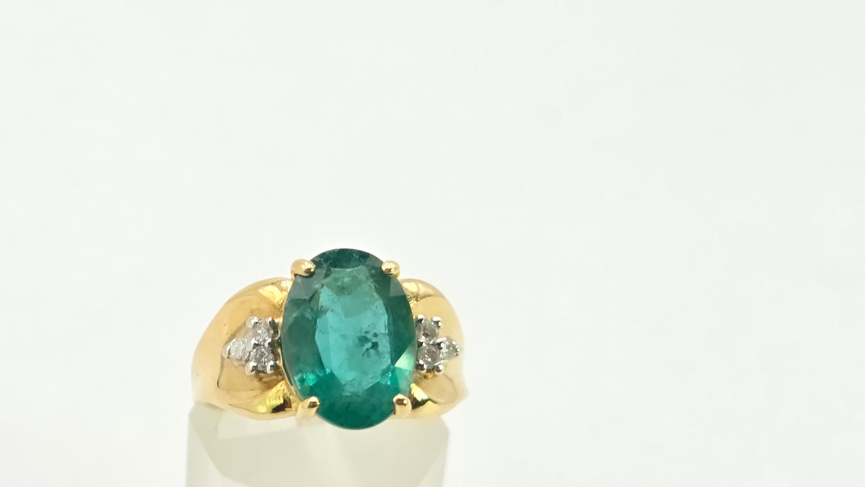 Vintage: 18ct Yellow Gold Emerald 3.03ct & Diamond Dress Ring