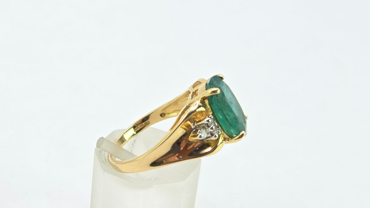 Vintage: 18ct Yellow Gold Emerald 3.03ct & Diamond Dress Ring
