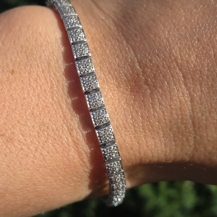 Vintage: 9ct White Gold Diamond 1.20ct 158-Stone Square Link Line Bracelet