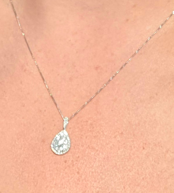 Vintage: Platinum Diamond 0.75ct Pear Shaped Cluster Drop Pendant & Chain