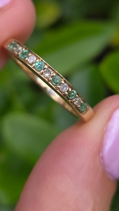 Vintage: 9ct Yellow Gold Emerald & Diamond Half Eternity Stacker Ring