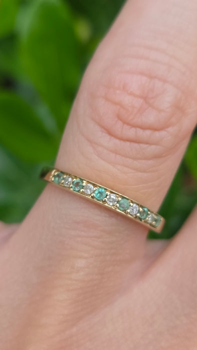 Vintage: 9ct Yellow Gold Emerald & Diamond Half Eternity Stacker Ring