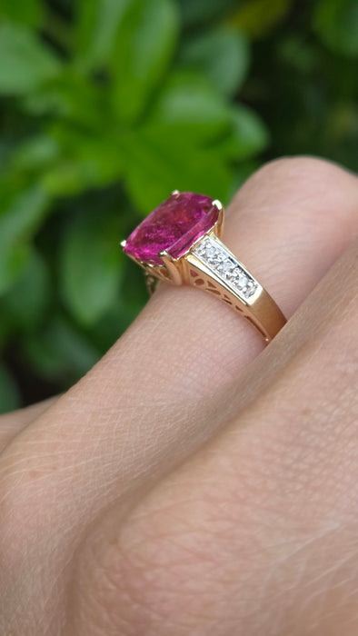 Vintage: 14ct Yellow Gold Rubellite & Diamond Dress Ring