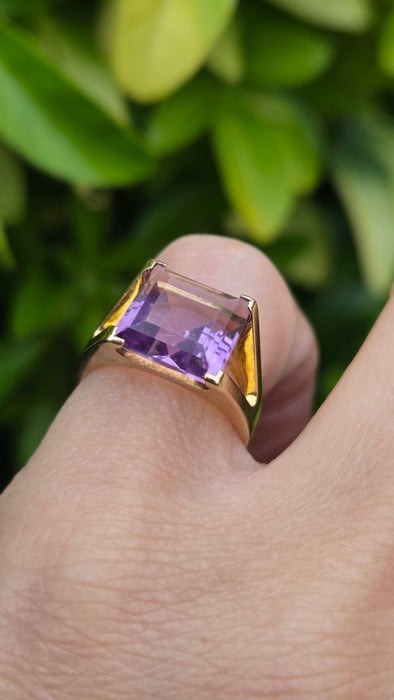 Vintage: 9ct Gold Square Step-Cut Amethyst Solitaire Ring