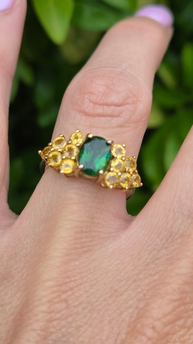Vintage: 9ct Yellow Gold Green Diopside & Yellow Topaz Dress Ring