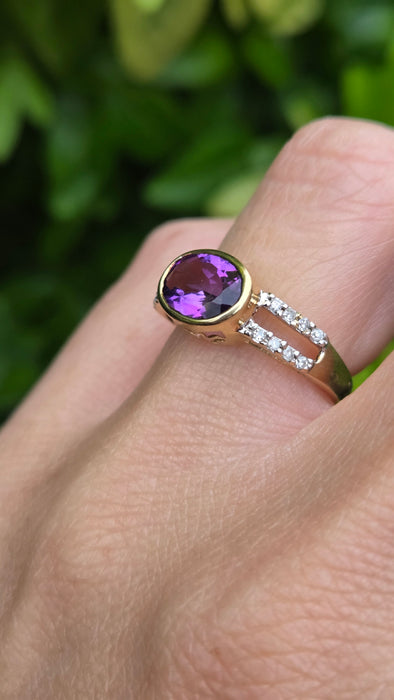 Vintage: 9ct Gold Amethyst & Diamond Openwork Dress Ring