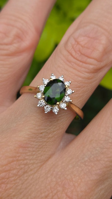 Vintage: 9ct Gold Tsavorite Garnet & Diamond Cluster Ring