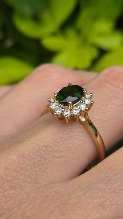 Vintage: 9ct Gold Tsavorite Garnet & Diamond Cluster Ring