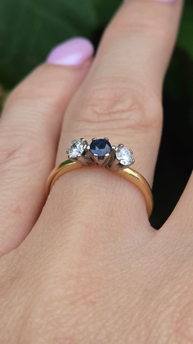 Vintage: 18ct Gold Blue Sapphire & Diamond Three-Stone Ring