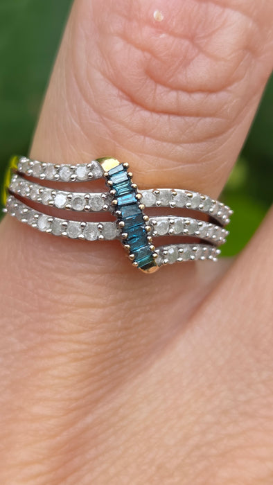 Vintage: 9ct Yellow Gold Blue & White Diamond Openwork Dress Ring