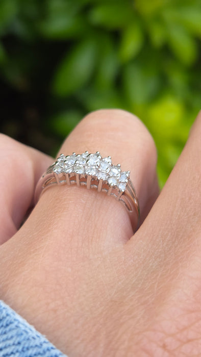 Vintage: 9ct White Gold Diamond Cluster Ring