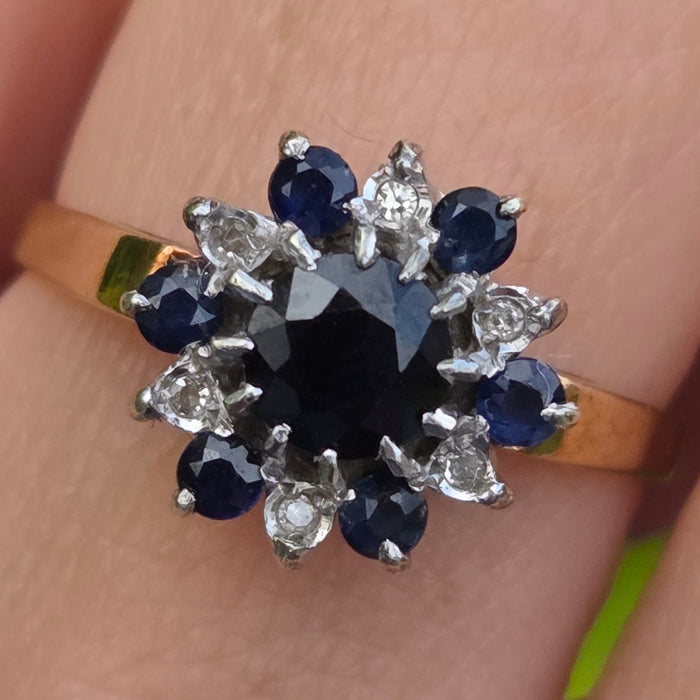 Vintage: 9ct Gold Sapphire & Diamond Flower Cluster Ring — From 1983