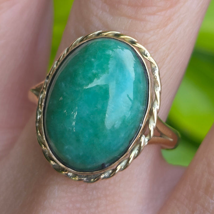 6622 Vintage: 9ct Yellow Gold Aventurine Solitaire Ring