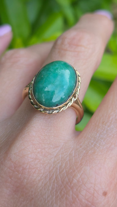 6622 Vintage: 9ct Yellow Gold Aventurine Solitaire Ring