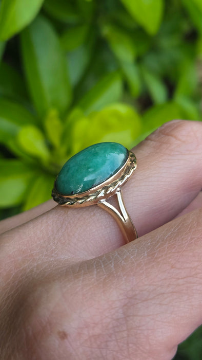 6622 Vintage: 9ct Yellow Gold Aventurine Solitaire Ring