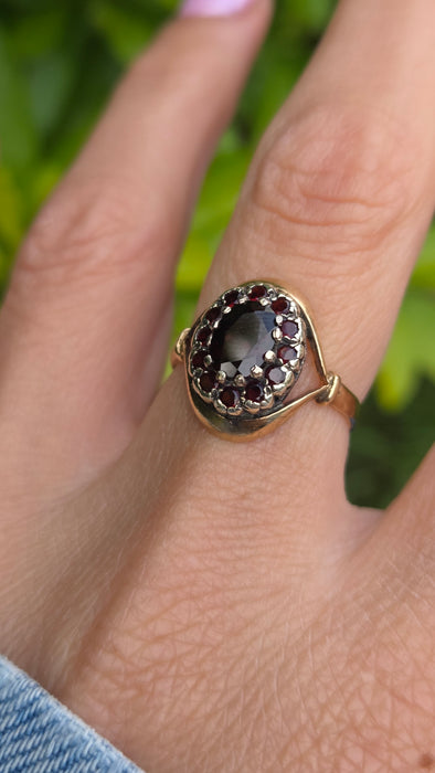Vintage: 9ct Gold Tiered Garnet Cluster Ring — From 1966