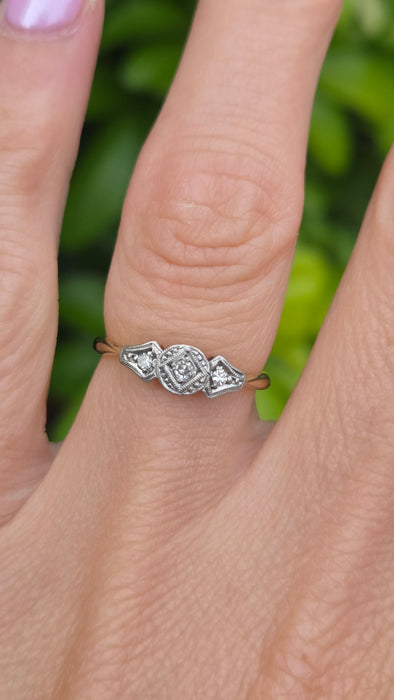 Vintage: 9ct Yellow Gold Diamond Trilogy Ring