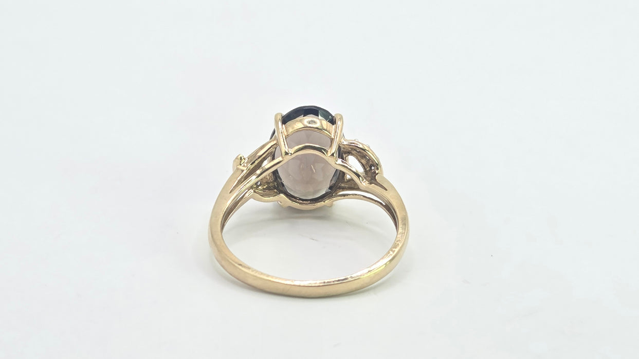 Vintage: 9ct Yellow Gold Smoky Quartz & Diamond Ring