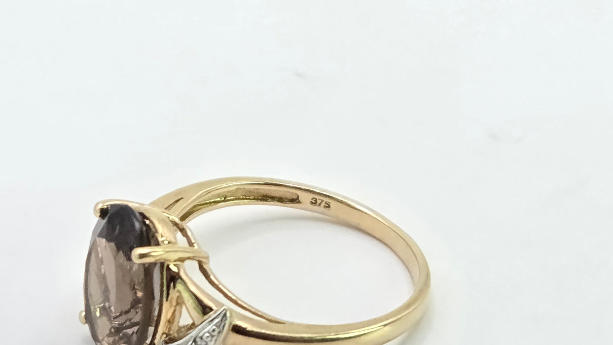 Vintage: 9ct Yellow Gold Smoky Quartz & Diamond Ring