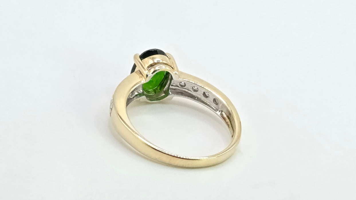 Vintage: 9ct Yellow Gold Chrome Diopside & Diamond Ring