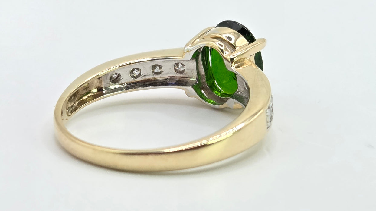 Vintage: 9ct Yellow Gold Chrome Diopside & Diamond Ring