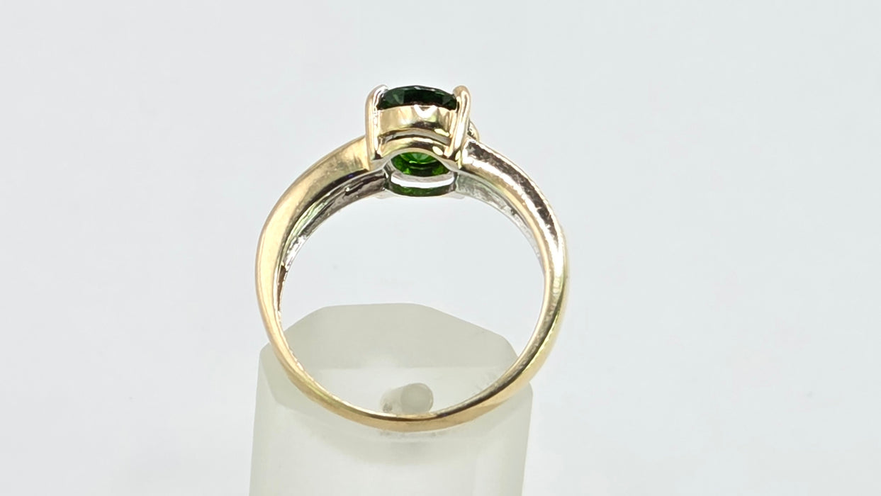 Vintage: 9ct Yellow Gold Chrome Diopside & Diamond Ring