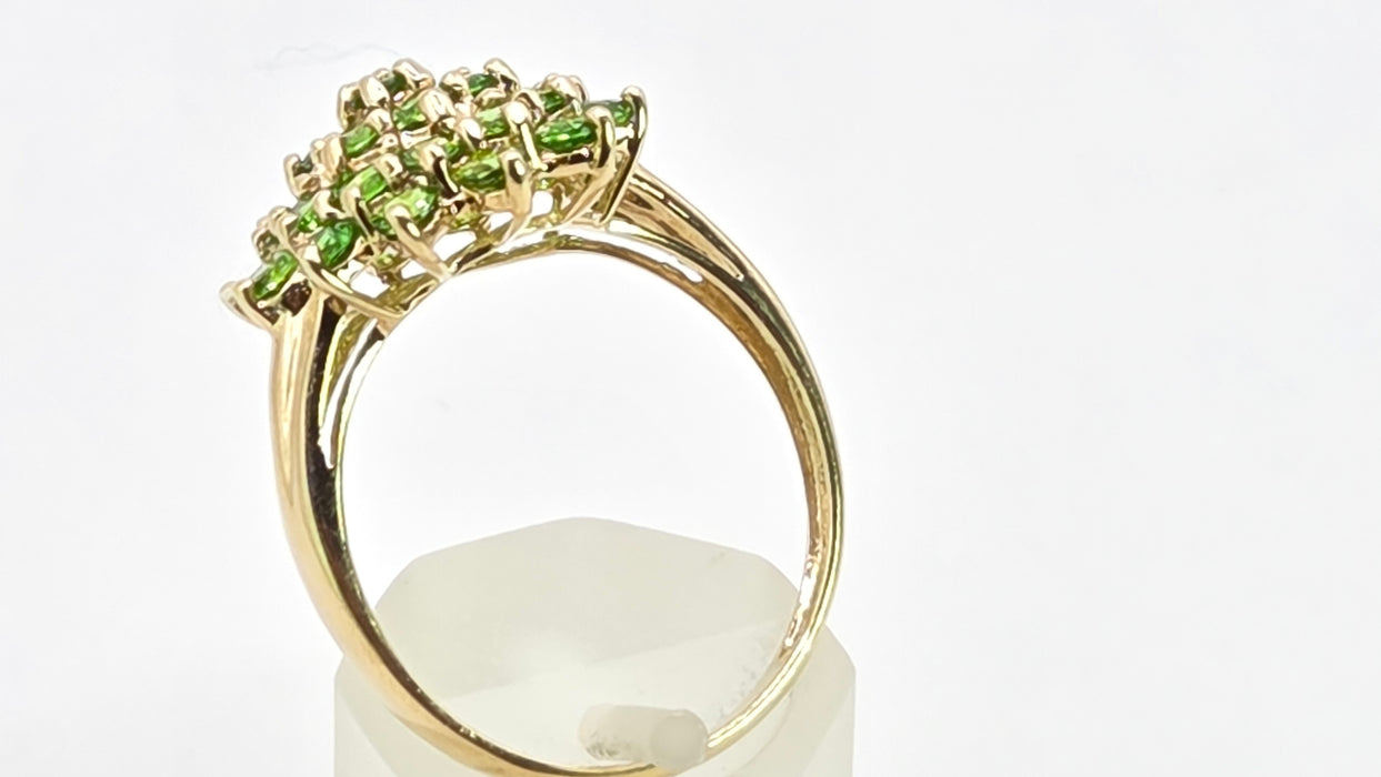 Vintage: 9ct Yellow Gold Demantoid Garnet Round Cluster Ring