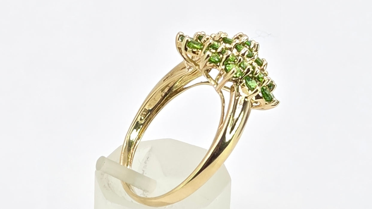 Vintage: 9ct Yellow Gold Demantoid Garnet Round Cluster Ring