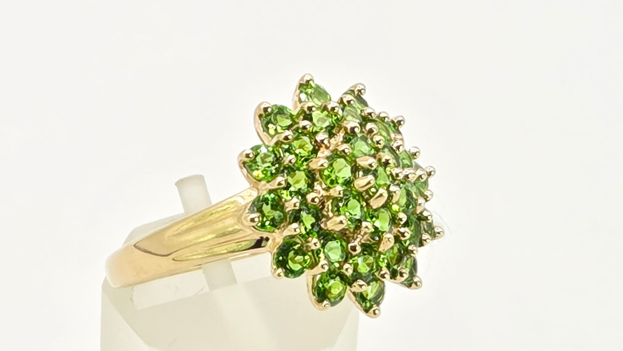 Vintage: 9ct Yellow Gold Demantoid Garnet Round Cluster Ring